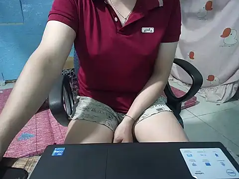 Snapshot of Xue_weng chatting on September 10, 2025, 3:17 am Xue weng online show from September 10, 2025, 3:17 am