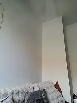 iamlalamilano online show from March 1, 2026, 11:01 am