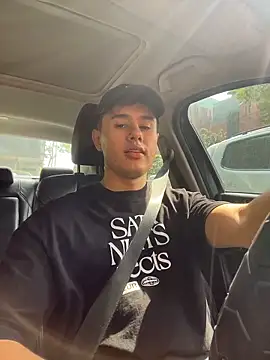 twinguys online show from March 31, 2026, 2:39 pm