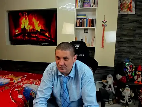 Snapshot of SpartacusDaddy48 chatting on January 14, 2026, 8:58 pm SpartacusDaddy48 online show from January 14, 2026, 8:58 pm