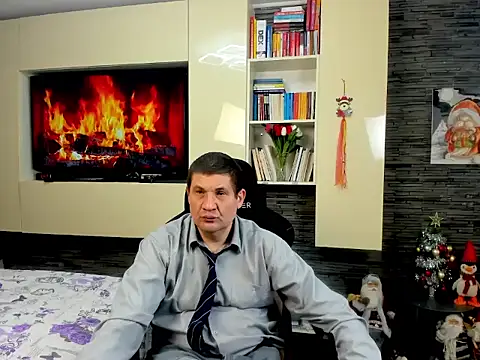 SpartacusDaddy48 online show from February 14, 2026, 4:42 am