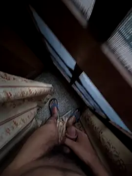 desir3dlund online show from September 21, 2025, 12:45 am