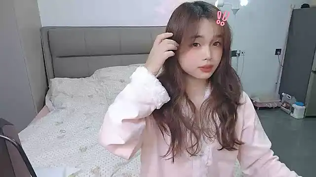 kexin a online show from December 5, 2025, 2:58 pm