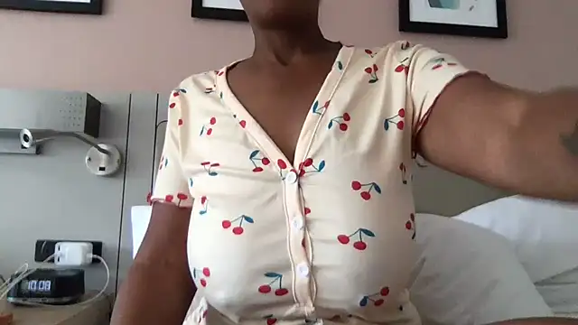 NurseNatasha888 online show from September 12, 2025, 2:17 pm