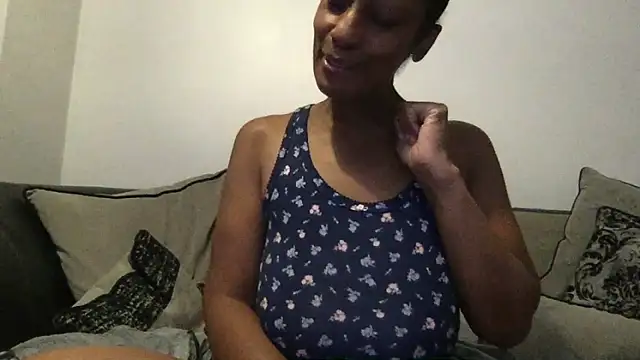 NurseNatasha888 online show from October 6, 2025, 10:18 pm