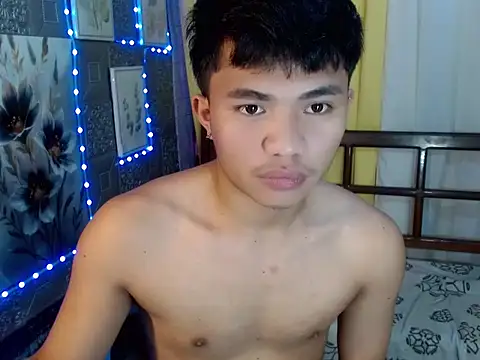 mostwantedtwink online show from August 7, 2026, 12:23 am
