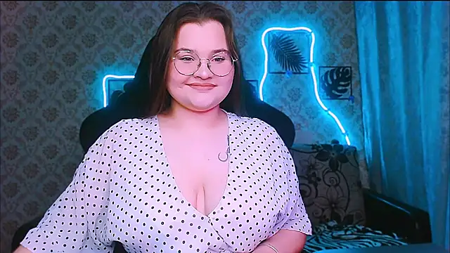 InLoveWithLife26 online show from February 25, 2026, 7:34 pm