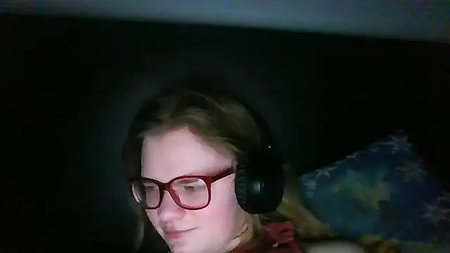 Moonolighta online show from January 12, 2026, 2:55 pm