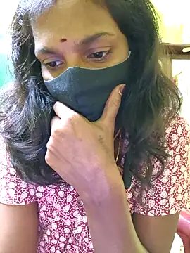 Snapshot of Honey_rosetamil chatting on November 29, 2025, 9:18 pm Honey rosetamil online show from November 29, 2025, 9:18 pm