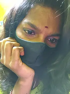 Snapshot of Honey_rosetamil chatting on December 4, 2025, 12:20 am Honey rosetamil online show from December 4, 2025, 12:20 am