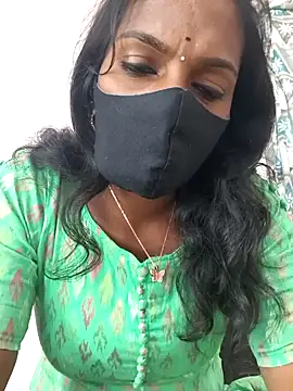 Snapshot of Honey_rosetamil chatting on January 8, 2026, 6:26 am Honey rosetamil online show from January 8, 2026, 6:26 am