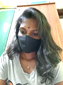 Snapshot of Honey_rosetamil chatting on February 25, 2026, 7:01 pm Honey rosetamil online show from February 25, 2026, 7:01 pm