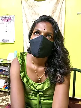 Snapshot of Honey_rosetamil chatting on March 19, 2026, 6:45 pm Honey rosetamil online show from March 19, 2026, 6:45 pm