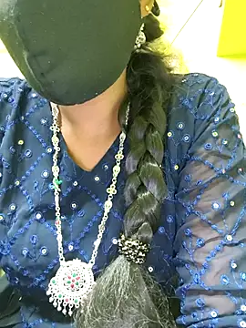 Snapshot of Honey_rosetamil chatting on March 22, 2026, 6:00 pm Honey rosetamil online show from March 22, 2026, 6:00 pm