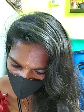 Snapshot of Honey_rosetamil chatting on April 3, 2026, 1:25 am Honey rosetamil online show from April 3, 2026, 1:25 am