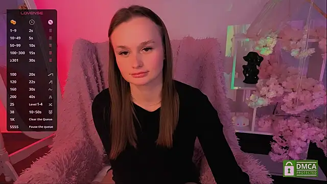 Lara Vest online show from September 26, 2025, 1:59 pm