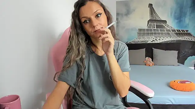 Snapshot of RheaEtthan chatting on November 15, 2025, 11:51 am RheaEtthan online show from November 15, 2025, 11:51 am