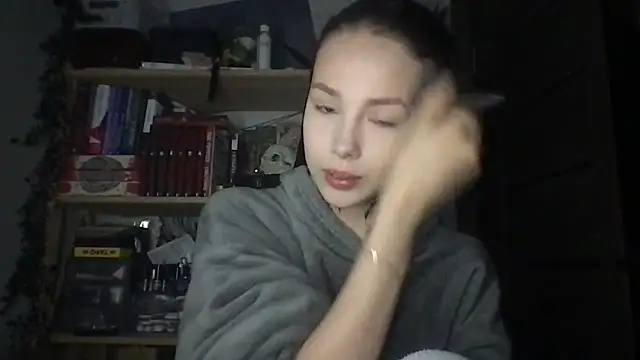 Yuna5343 online show from April 13, 2026, 7:30 pm