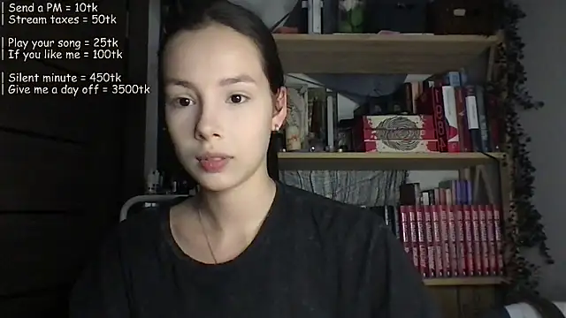 Snapshot of Yuna5343 chatting on May 25, 2026, 9:32 pm Yuna5343 online show from May 25, 2026, 9:32 pm