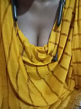 Snapshot of kaviyaponnu0987 chatting on June 9, 2026, 12:06 pm kaviyaponnu0987 online show from June 9, 2026, 12:06 pm