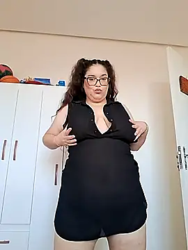 Snapshot of valkiriabbw chatting on March 13, 2026, 1:40 pm valkiriabbw online show from March 13, 2026, 1:40 pm