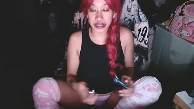 cloudpuffs online show from January 12, 2026, 5:01 am