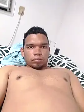 Snapshot of Big_Penis_1000 chatting on September 19, 2025, 12:34 am Big Penis 1000 online show from September 19, 2025, 12:34 am