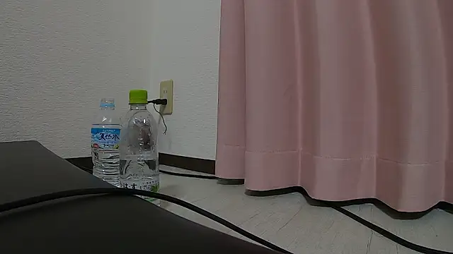 hentai-kamen-japan online show from September 20, 2025, 1:34 pm