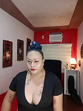 Snapshot of EmmaKantutera chatting on August 1, 2026, 9:30 am EmmaKantutera online show from August 1, 2026, 9:30 am
