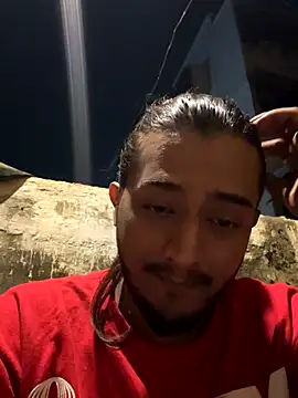 Snapshot of seenu2101 chatting on November 27, 2025, 11:18 pm seenu2101 online show from November 27, 2025, 11:18 pm