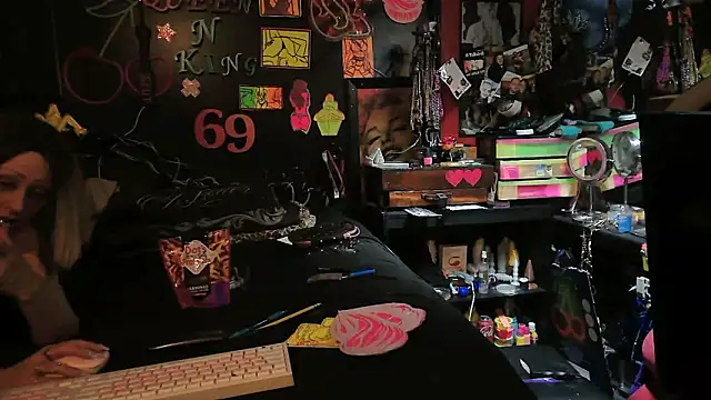 Splash Queen420 online show from March 3, 2026, 3:34 am