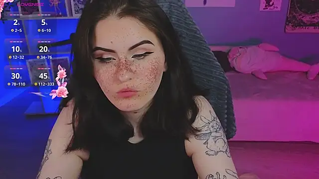 Snapshot of Dark_Shine chatting on April 1, 2026, 8:17 pm Dark Shine online show from April 1, 2026, 8:17 pm