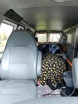 Love86Emily online show from October 16, 2025, 3:35 pm