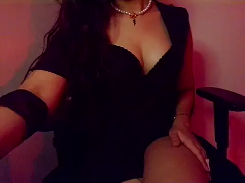 Snapshot of redruby_xoxo chatting on March 27, 2026, 9:21 am redruby xoxo online show from March 27, 2026, 9:21 am