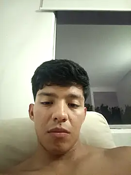 Snapshot of Danny5722 chatting on February 18, 2026, 4:19 am Danny5722 online show from February 18, 2026, 4:19 am