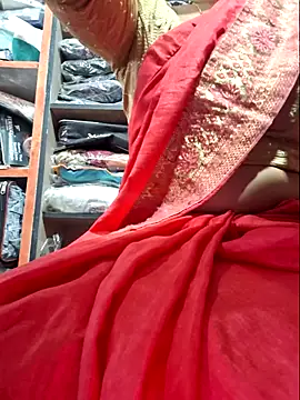 Snapshot of indianhotwife639 chatting on September 30, 2025, 6:51 am indianhotwife639 online show from September 30, 2025, 6:51 am