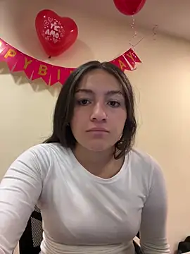 Alyha Cortes online show from April 1, 2026, 1:41 pm