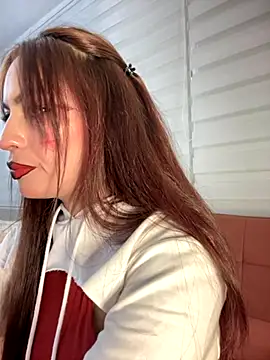 Adarha Ramirez online show from November 1, 2025, 2:57 am