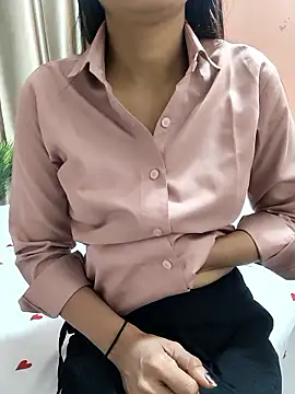 Shalu G online show from January 17, 2026, 2:49 am