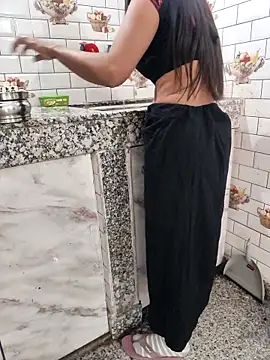 Shalu G online show from February 9, 2026, 3:54 am