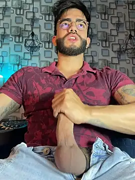 King Draven3 online show from February 26, 2026, 7:35 pm