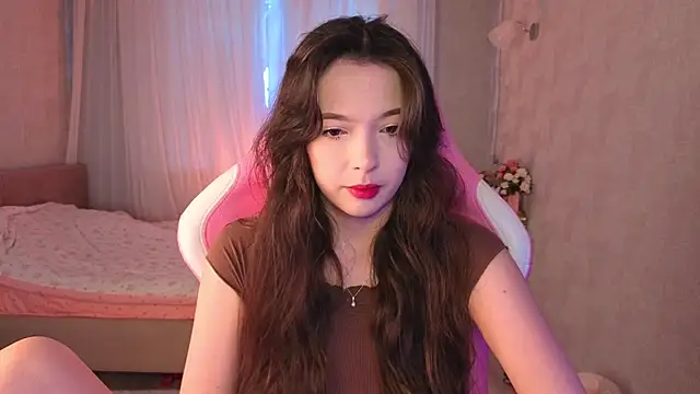 Snapshot of yuna_sunshy chatting on May 5, 2026, 1:13 am yuna sunshy online show from May 5, 2026, 1:13 am
