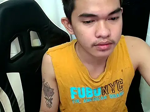 Snapshot of joncum4u chatting on April 3, 2026, 3:10 pm joncum4u online show from April 3, 2026, 3:10 pm