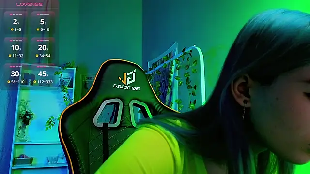 Kiara Dream online show from September 10, 2025, 8:42 pm