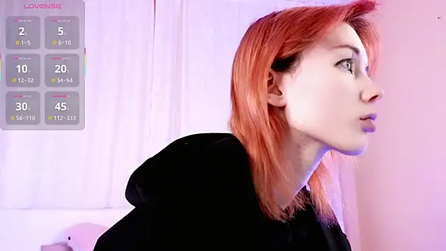 Kiara Dream online show from April 14, 2026, 11:11 pm