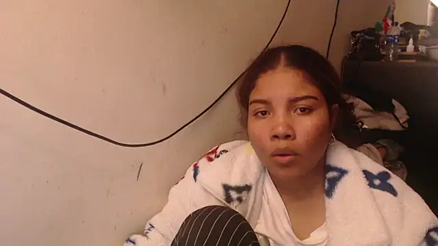 madelene online show from March 21, 2026, 2:38 am