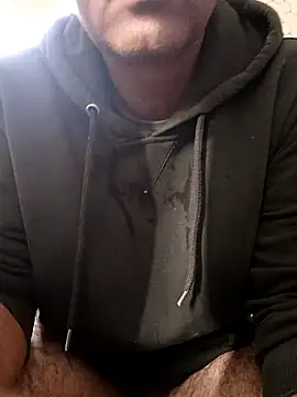 moonflower25 online show from January 14, 2026, 4:07 am