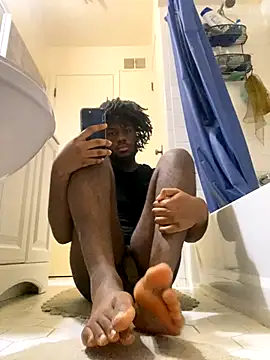 ThickDic28 online show from October 28, 2025, 11:18 pm