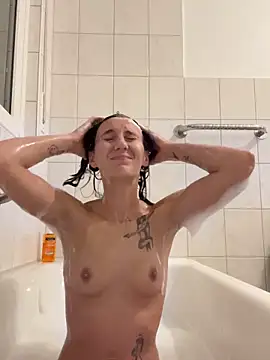 Emilia Mausi online show from September 22, 2025, 6:21 pm