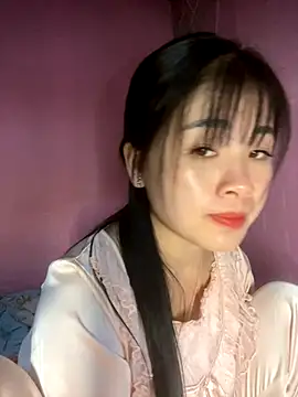 One-nice online show from November 6, 2025, 2:56 am